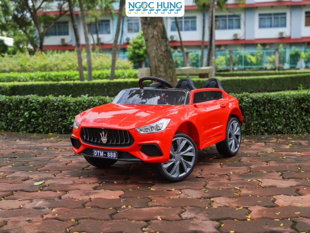 Xe ô tô điện trẻ em BMT-888